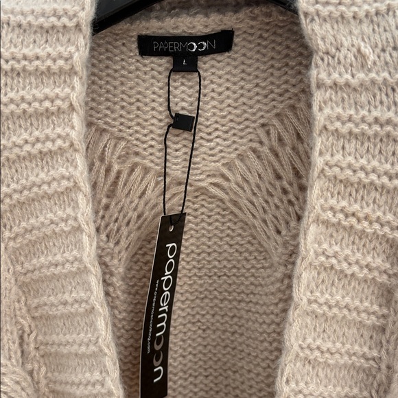 Papermoon Beige Cable Knit Cardigan - Picture 2 of 6
